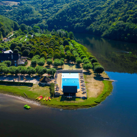 piscine-camping-correze.jpg